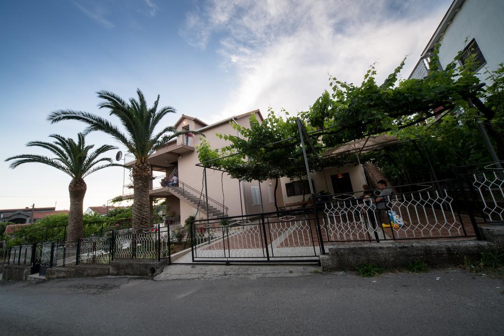 Apartments Pavicevic Tivat Exterior photo